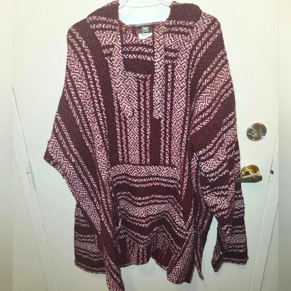 SHERPA Hooded Pullover, Size 3X, Burgundy and White, Preloved, Poncho